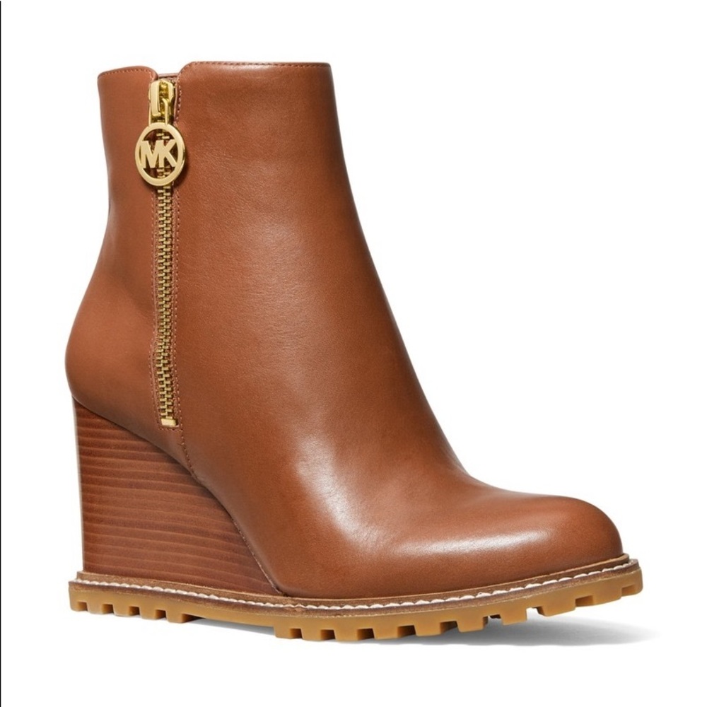 Evelyn Wedge Bootie